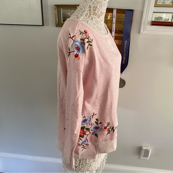SUNDANCE Pink Floral Embroidered Crewneck Sweatshirt M - Picture 5 of 6